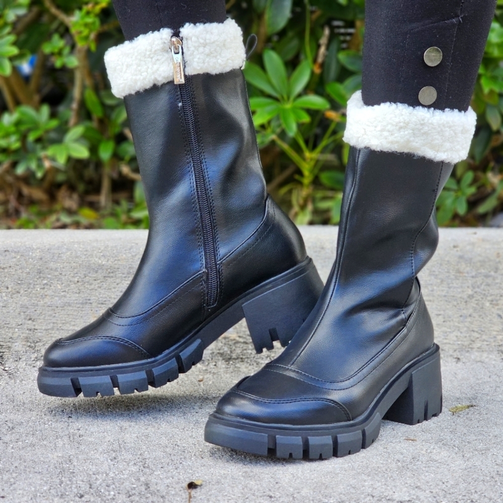 Women's Sherpa Faux Fur Ankle Boot Black Color - Picture 3 of 6